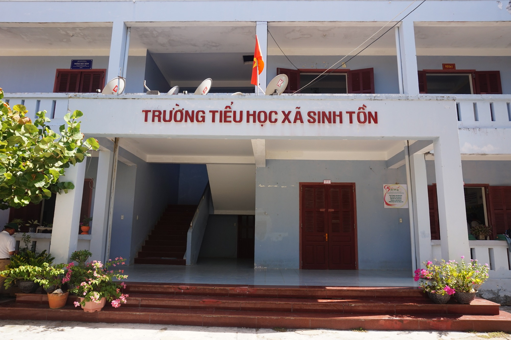 Trường Sa: Những câu chuyện bình dị mà phi thường- Ảnh 3. Trường Sa: Những câu chuyện bình dị mà phi thường- Ảnh 3.