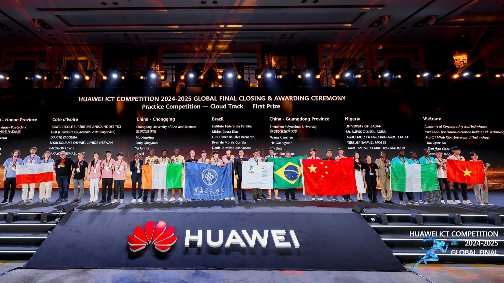 Sinh viên Việt Nam 'phá' kỷ lục thành tích chung kết toàn cầu cuộc thi ICT 2024 - 2025- Ảnh 1. Sinh viên Việt Nam 'phá' kỷ lục thành tích chung kết toàn cầu cuộc thi ICT 2024 - 2025- Ảnh 1.
