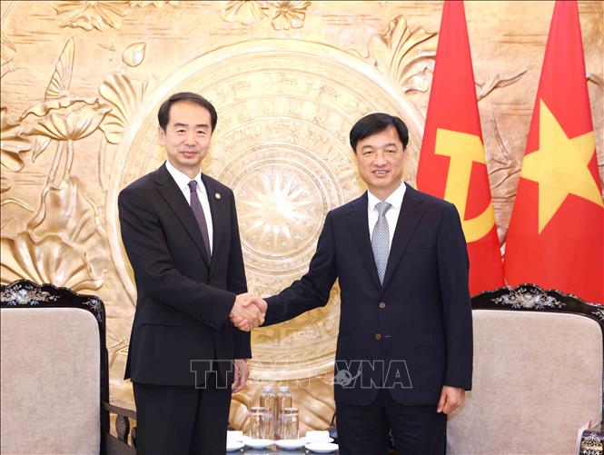 Chủ nhiệm Ủy ban Kiểm tra Trung ương Nguyễn Duy Ngọc tiếp Đại sứ Trung Quốc Hà Vĩ- Ảnh 1. Chủ nhiệm Ủy ban Kiểm tra Trung ương Nguyễn Duy Ngọc tiếp Đại sứ Trung Quốc Hà Vĩ- Ảnh 1.