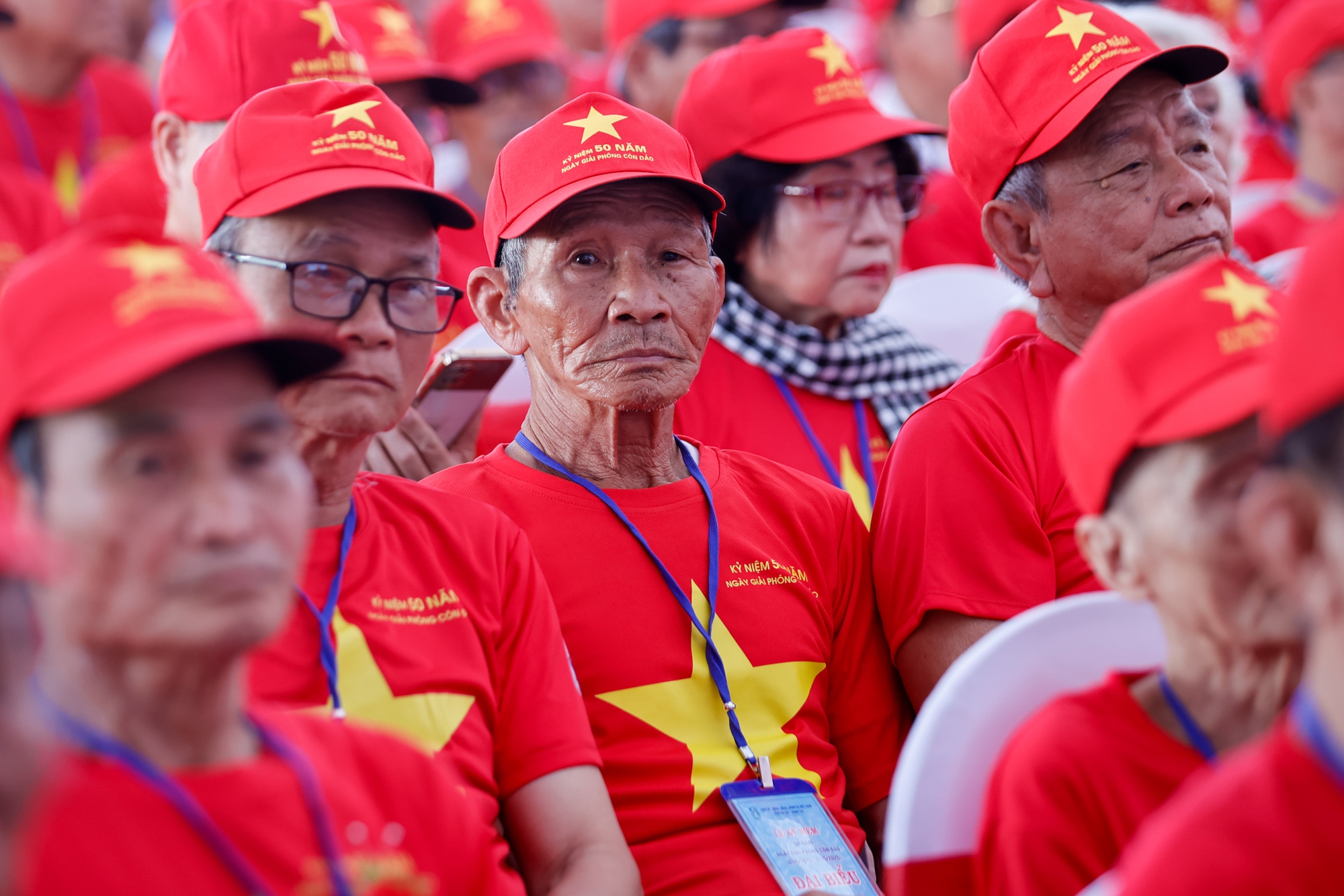Thủ tướng Phạm Minh Chính: Phải tri ân các chiến sĩ cách mạng bị địch bắt tù đày bằng những hành động cụ thể- Ảnh 8. Thủ tướng Phạm Minh Chính: Phải tri ân các chiến sĩ cách mạng bị địch bắt tù đày bằng những hành động cụ thể- Ảnh 8.