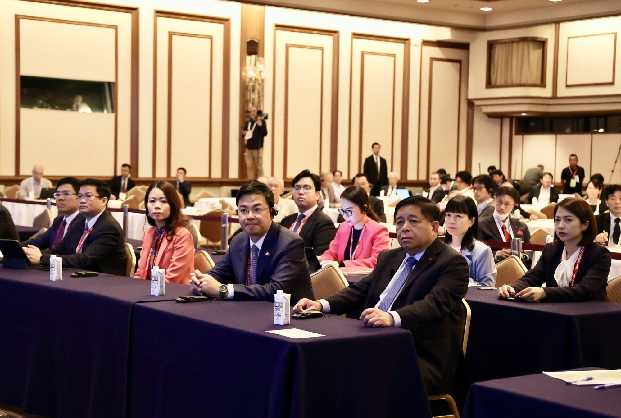 Phó Thủ tướng Nguyễn Chí Dũng kêu gọi chung tay viết tiếp câu chuyện thần kỳ của châu Á- Ảnh 3. Phó Thủ tướng Nguyễn Chí Dũng kêu gọi chung tay viết tiếp câu chuyện thần kỳ của châu Á- Ảnh 3.