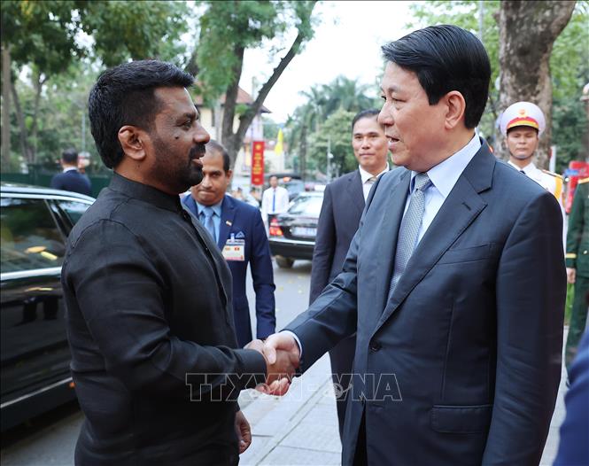 Chủ tịch nước Lương Cường chủ trì chiêu đãi cấp Nhà nước Tổng thống Sri Lanka- Ảnh 1. Chủ tịch nước Lương Cường chủ trì chiêu đãi cấp Nhà nước Tổng thống Sri Lanka- Ảnh 1.