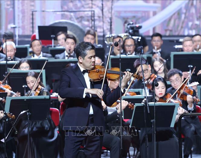 Tổng Bí thư Tô Lâm dự chương trình hòa nhạc hữu nghị Việt Nam - Kazakhstan- Ảnh 4. Tổng Bí thư Tô Lâm dự chương trình hòa nhạc hữu nghị Việt Nam - Kazakhstan- Ảnh 4.
