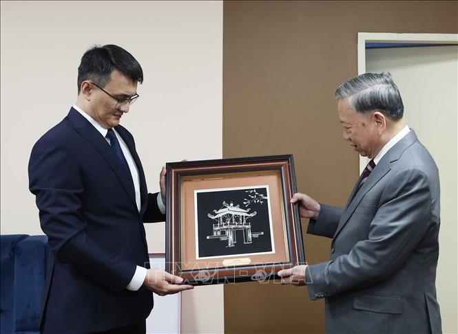 Cần thúc đẩy 5 'kết nối' trong hợp tác giữa Việt Nam – Kazakhstan- Ảnh 8. Cần thúc đẩy 5 'kết nối' trong hợp tác giữa Việt Nam – Kazakhstan- Ảnh 8.