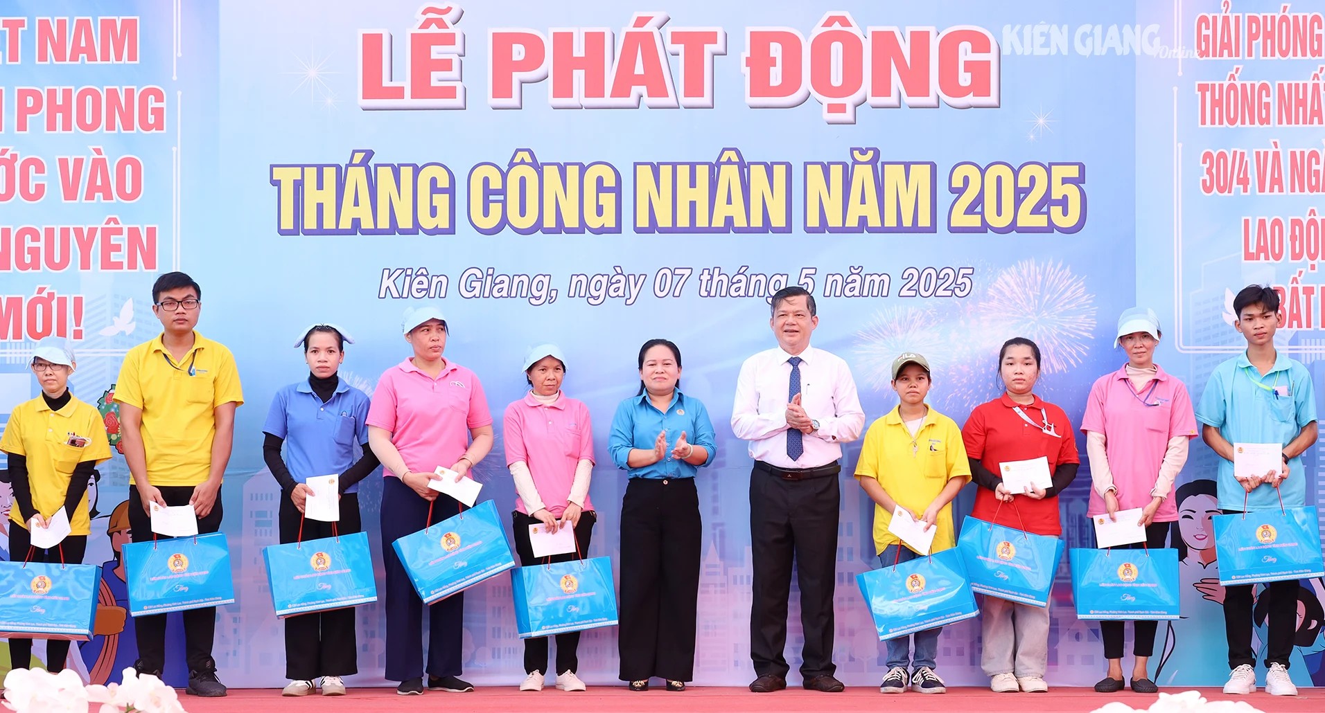 ĐBSCL: Nhiều hoạt động ý nghĩa hưởng ứng Tháng công nhân 2025- Ảnh 1. ĐBSCL: Nhiều hoạt động ý nghĩa hưởng ứng Tháng công nhân 2025- Ảnh 1.