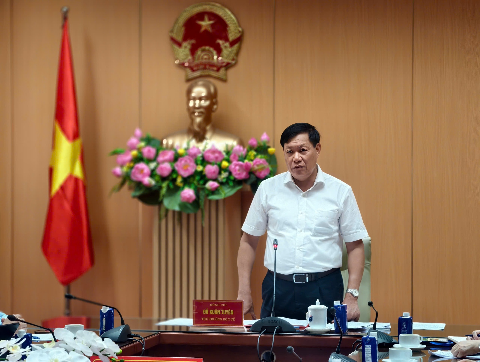 Triển khai đợt cao điểm phòng chống thuốc giả, thực phẩm chức năng giả- Ảnh 1. Triển khai đợt cao điểm phòng chống thuốc giả, thực phẩm chức năng giả- Ảnh 1.