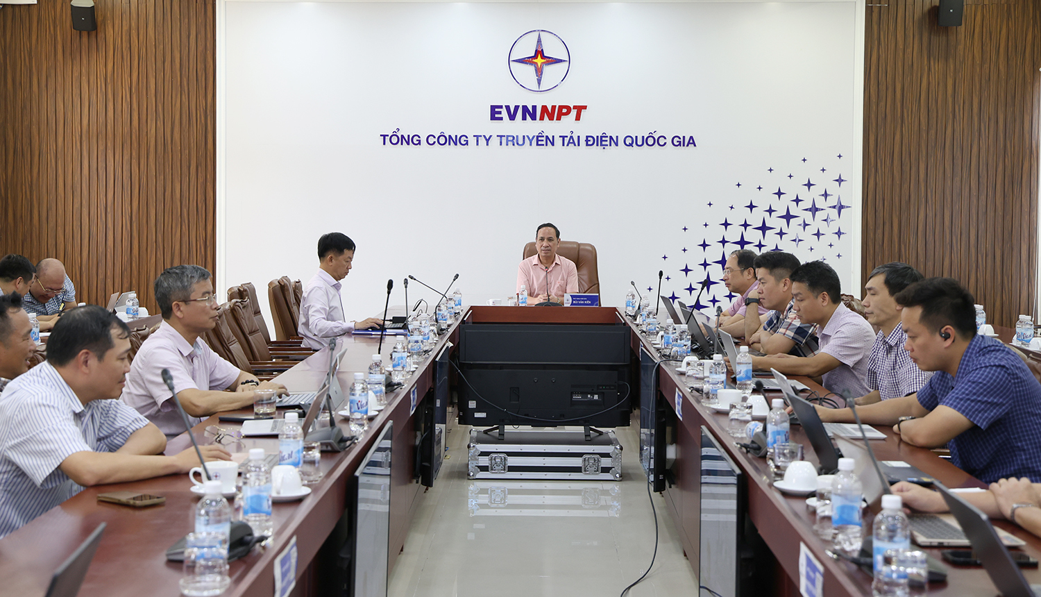 Đẩy nhanh tiến độ cụm dự án truyền tải giải tỏa công suất nhà máy điện Nhơn Trạch 3 và Nhơn Trạch 4- Ảnh 1. Đẩy nhanh tiến độ cụm dự án truyền tải giải tỏa công suất nhà máy điện Nhơn Trạch 3 và Nhơn Trạch 4- Ảnh 1.