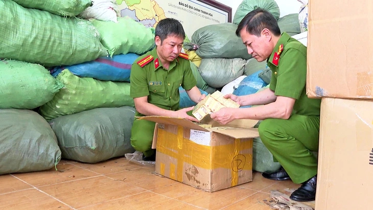 Tìm đúng chỗ hổng, tổng rà soát và quyết ngăn chặn hàng giả- Ảnh 4. Tìm đúng chỗ hổng, tổng rà soát và quyết ngăn chặn hàng giả- Ảnh 4.