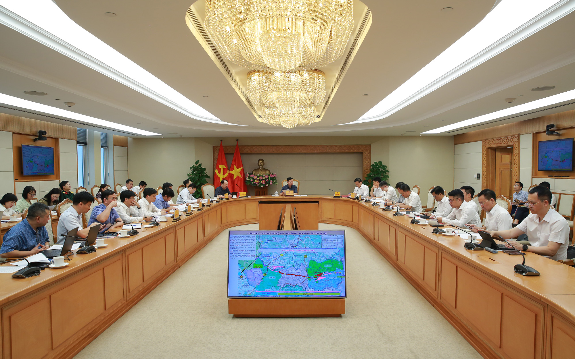 Bảo đảm tính đồng bộ khi đầu tư xây dựng tuyến kết nối sân bay Gia Bình với Hà Nội- Ảnh 5. Bảo đảm tính đồng bộ khi đầu tư xây dựng tuyến kết nối sân bay Gia Bình với Hà Nội- Ảnh 5.