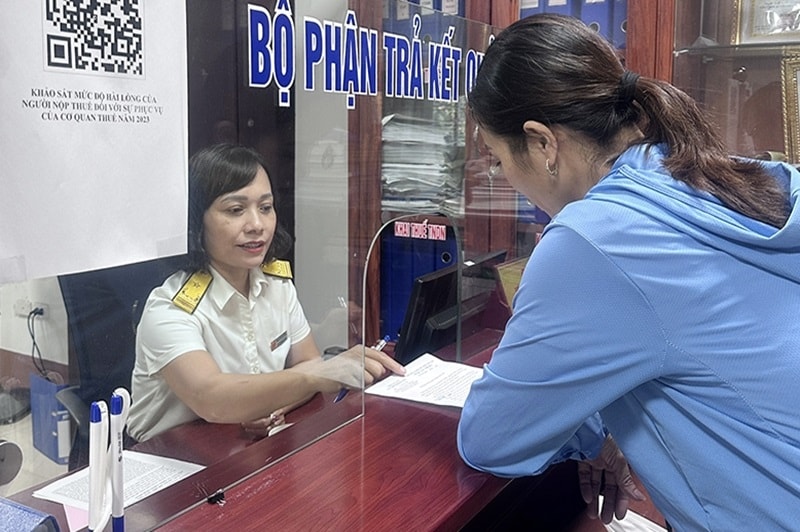 Hoàn thiện chính sách thuế, đơn giản hóa thủ tục hành chính, hỗ trợ người nộp thuế- Ảnh 1. Hoàn thiện chính sách thuế, đơn giản hóa thủ tục hành chính, hỗ trợ người nộp thuế- Ảnh 1.