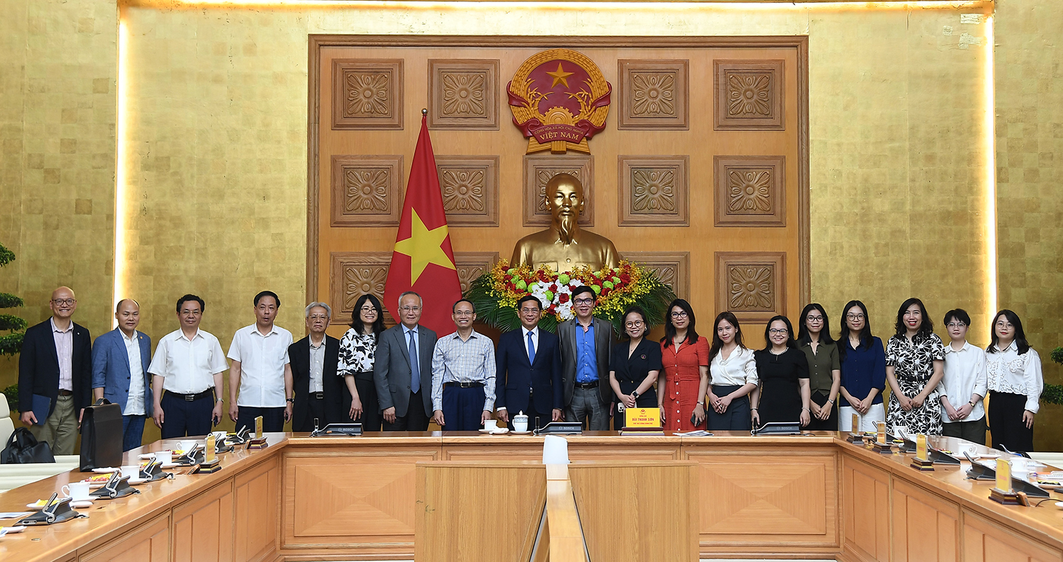 Phó Thủ tướng Bùi Thanh Sơn tiếp đoàn chuyên gia, nhà khoa học Việt Nam ở nước ngoài- Ảnh 3. Phó Thủ tướng Bùi Thanh Sơn tiếp đoàn chuyên gia, nhà khoa học Việt Nam ở nước ngoài- Ảnh 3.