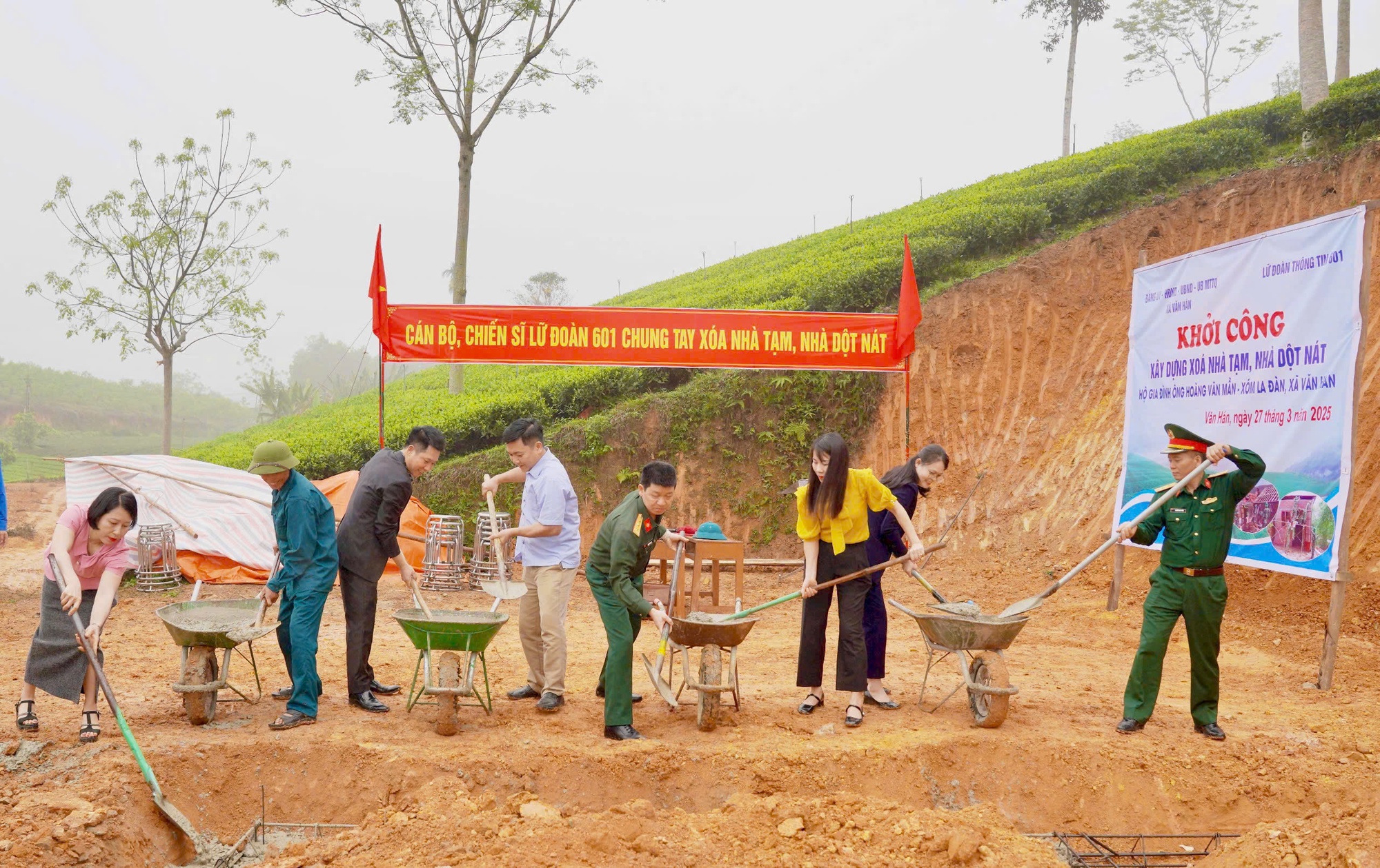 Xóa nhà tạm, nhà dột nát - nghĩa đồng bào, tình dân tộc- Ảnh 3. Xóa nhà tạm, nhà dột nát - nghĩa đồng bào, tình dân tộc- Ảnh 3.