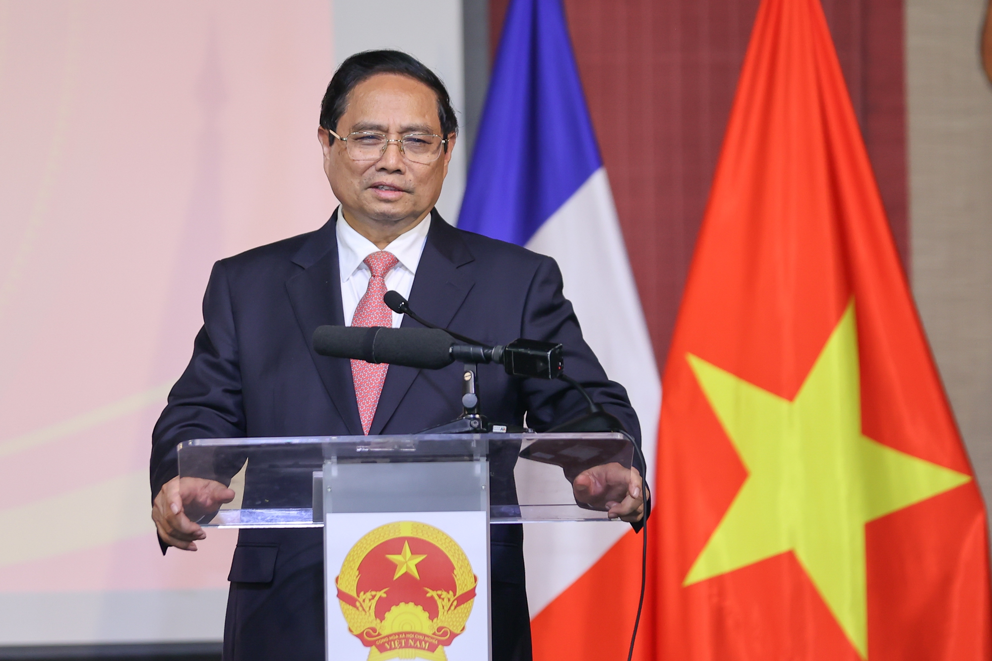 Thủ tướng: Cộng đồng người Việt Nam tại Pháp có truyền thống vô cùng đáng tự hào- Ảnh 7. Thủ tướng: Cộng đồng người Việt Nam tại Pháp có truyền thống vô cùng đáng tự hào- Ảnh 7.