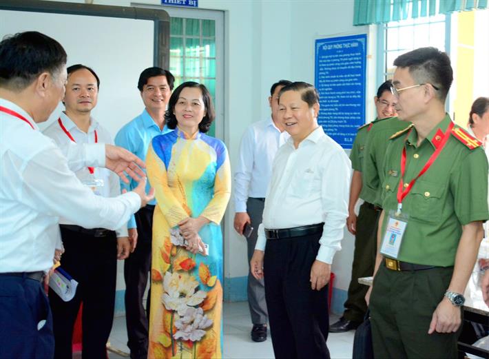 Bảo đảm tuyệt đối an toàn, không để thí sinh nào bị bỏ lại phía sau- Ảnh 1. Bảo đảm tuyệt đối an toàn, không để thí sinh nào bị bỏ lại phía sau- Ảnh 1.
