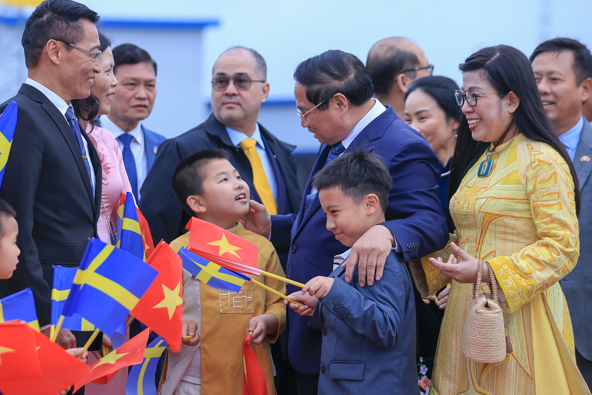 Thủ tướng Phạm Minh Chính tới Stockholm, bắt đầu thăm chính thức Thuỵ Điển- Ảnh 3. Thủ tướng Phạm Minh Chính tới Stockholm, bắt đầu thăm chính thức Thuỵ Điển- Ảnh 3.