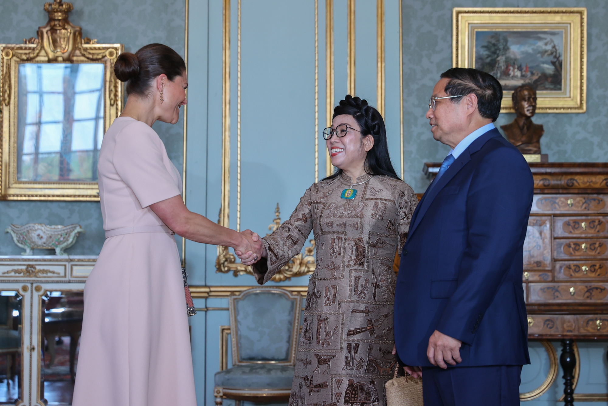 Thủ tướng Phạm Minh Chính hội kiến Công chúa kế vị Thụy Điển và Phu quân- Ảnh 2. Thủ tướng Phạm Minh Chính hội kiến Công chúa kế vị Thụy Điển và Phu quân- Ảnh 2.