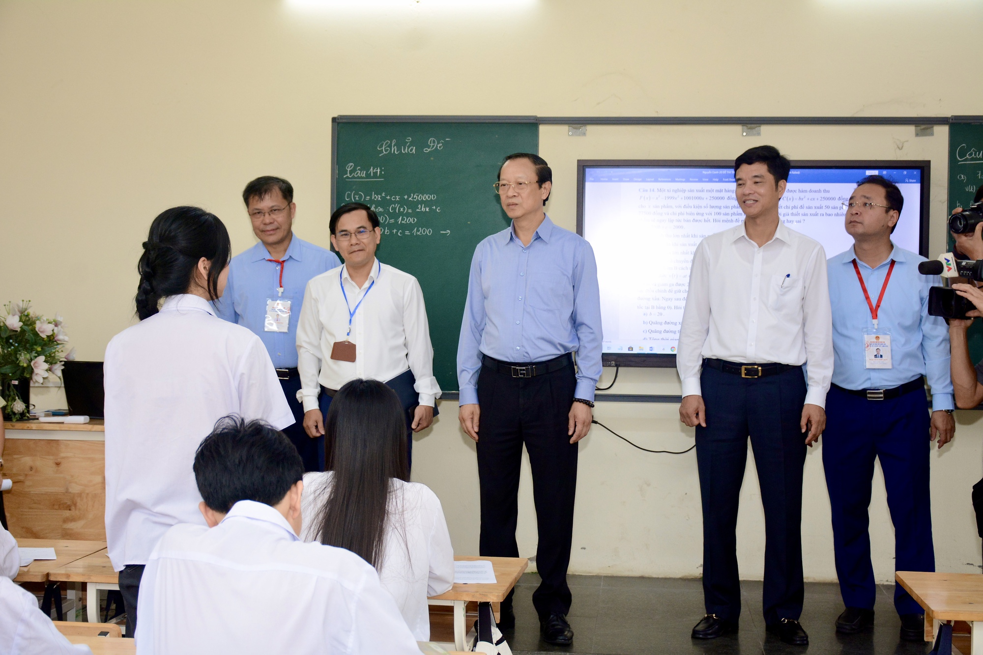 Tổ chức kỳ thi tốt nghiệp THPT 2025: Quán triệt 8 'từ khóa'- Ảnh 2.