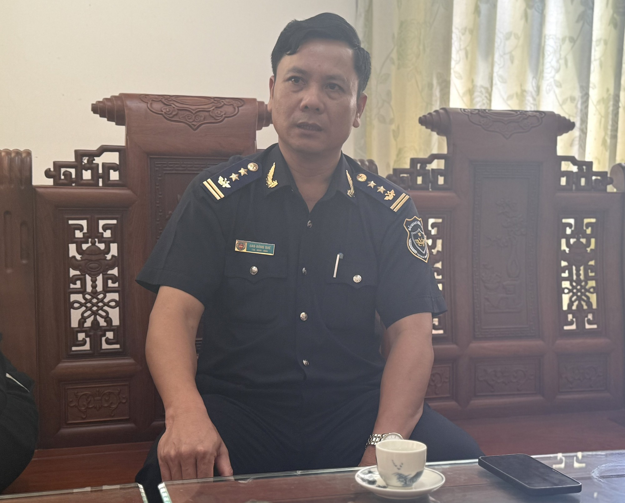 Kiên quyết giữ 'cánh cửa' Tây Nguyên: Hải quan đẩy mạnh ngăn buôn lậu, chống ma túy- Ảnh 2. Kiên quyết giữ 'cánh cửa' Tây Nguyên: Hải quan đẩy mạnh ngăn buôn lậu, chống ma túy- Ảnh 2.