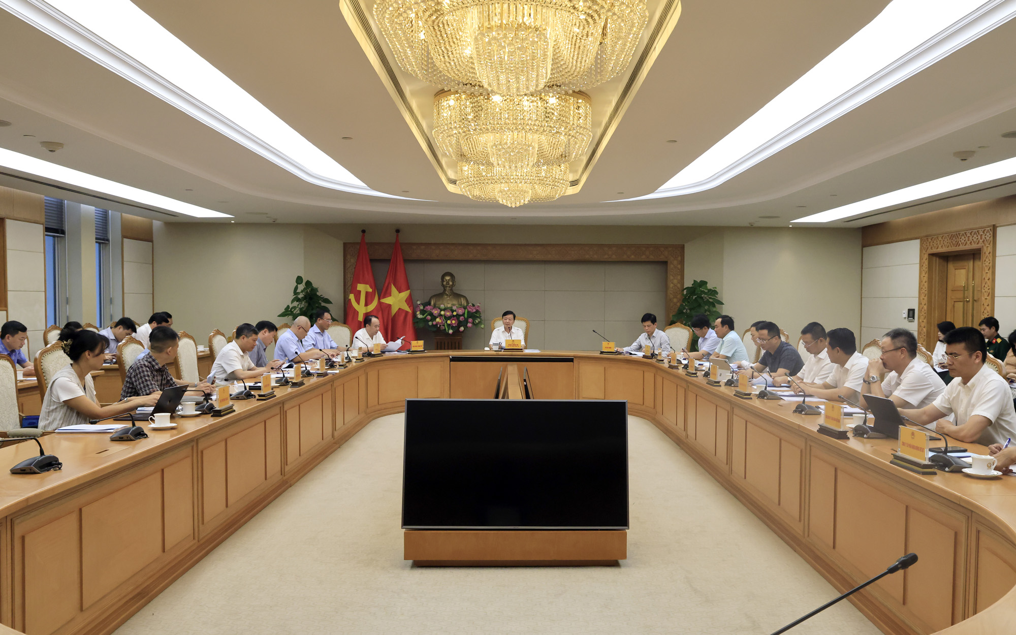 Nâng cao năng lực quản lý, 'mở đường' cho ngành hàng không phát triển hiện đại, hội nhập- Ảnh 6. Nâng cao năng lực quản lý, 'mở đường' cho ngành hàng không phát triển hiện đại, hội nhập- Ảnh 6.
