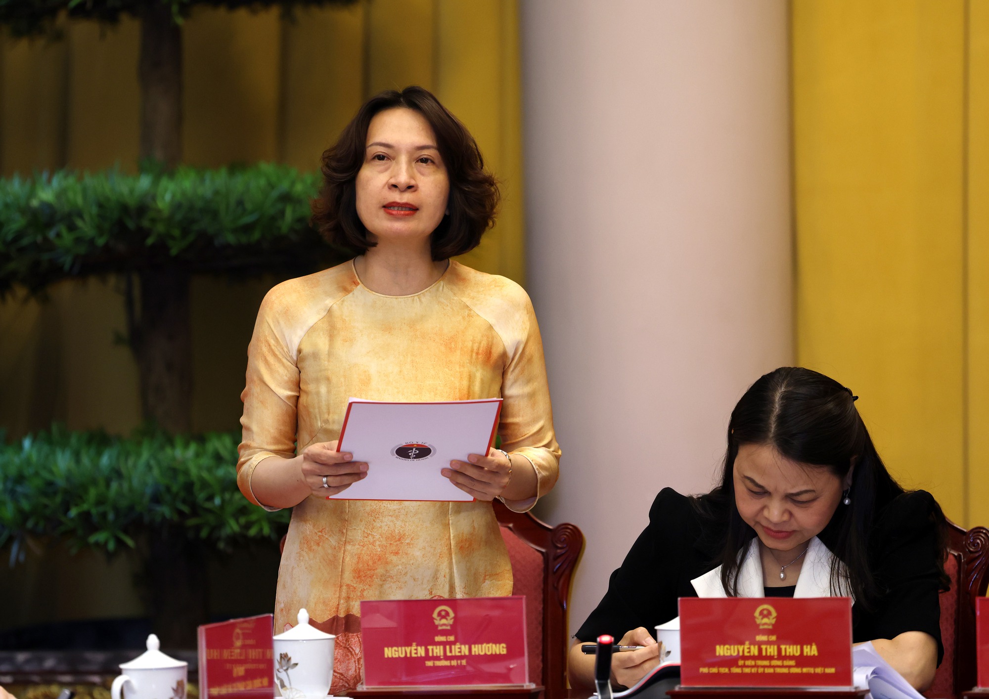 Công bố Lệnh của Chủ tịch nước về Nghị quyết sửa đổi, bổ sung một số điều của Hiến pháp- Ảnh 4. Công bố Lệnh của Chủ tịch nước về Nghị quyết sửa đổi, bổ sung một số điều của Hiến pháp- Ảnh 4.