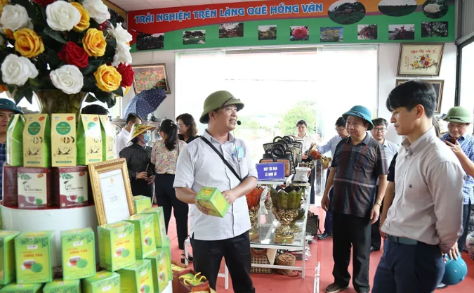 Η περιοχή Thuong Tin (πόλη του Ανόι) πληροί τα προηγμένα νέα αγροτικά πρότυπα - Φωτογραφία 1. Huyện Thường Tín (TP Hà Nội) đạt chuẩn nông thôn mới nâng cao- Ảnh 1.