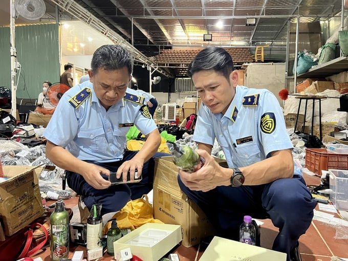 Tháng cao điểm chống buôn lậu, hàng giả: Xử lý hơn 3.100 vụ vi phạm- Ảnh 1.