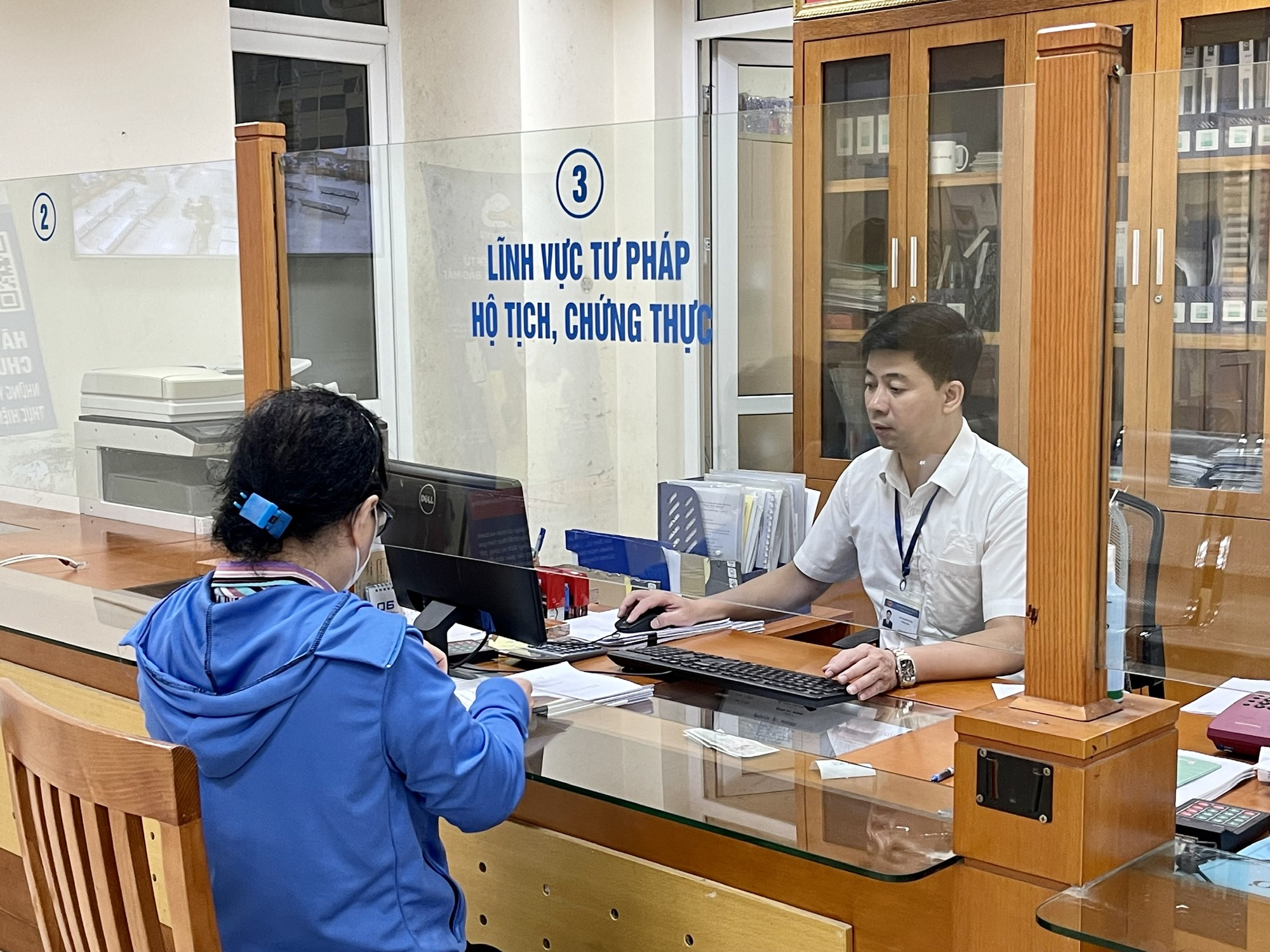 Đề xuất xã, phường, đặc khu trên 60.000 dân được thành lập thêm phòng chuyên môn- Ảnh 1. Đề xuất xã, phường, đặc khu trên 60.000 dân được thành lập thêm phòng chuyên môn- Ảnh 1.