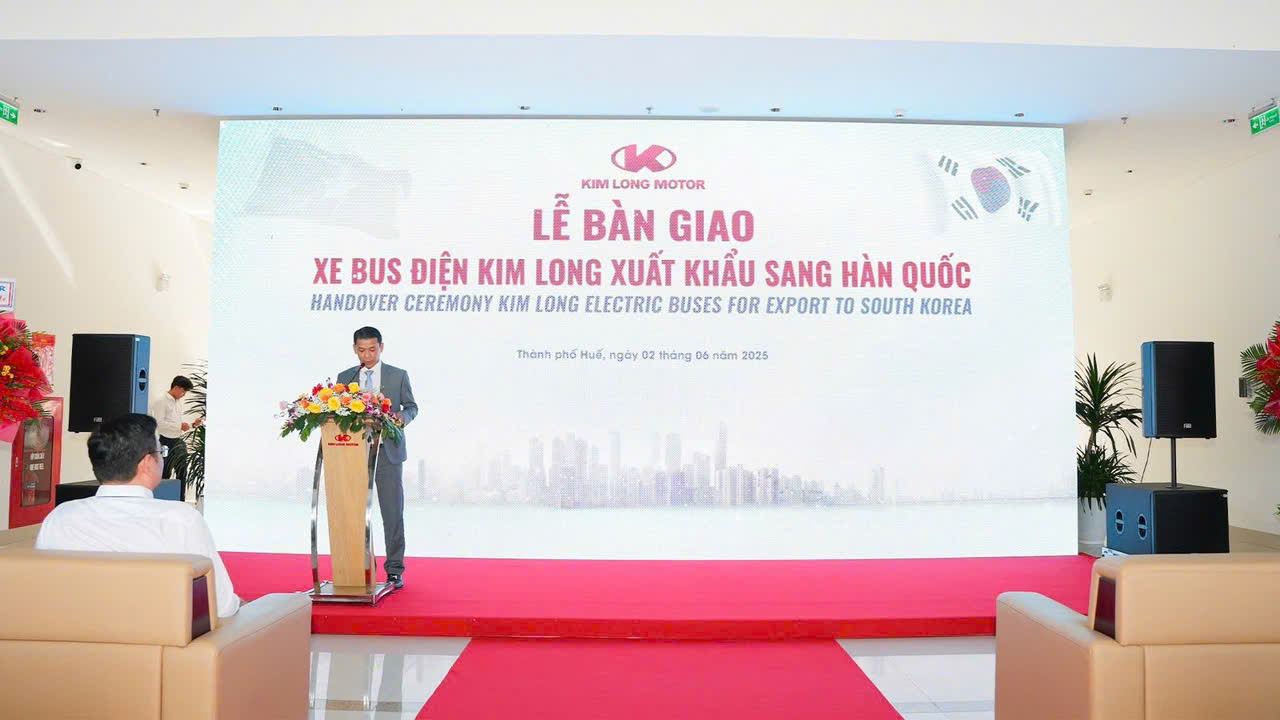 Xe bus điện Kim Long Motor Huế chính thức lăn bánh tại Hàn Quốc- Ảnh 3. Xe bus điện Kim Long Motor Huế chính thức lăn bánh tại Hàn Quốc- Ảnh 3.