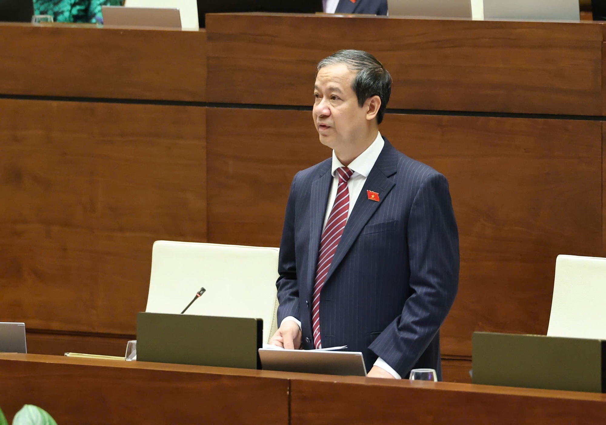 Muốn học sinh không học thêm, phải làm tốt giờ học chính khóa - Ảnh 1.