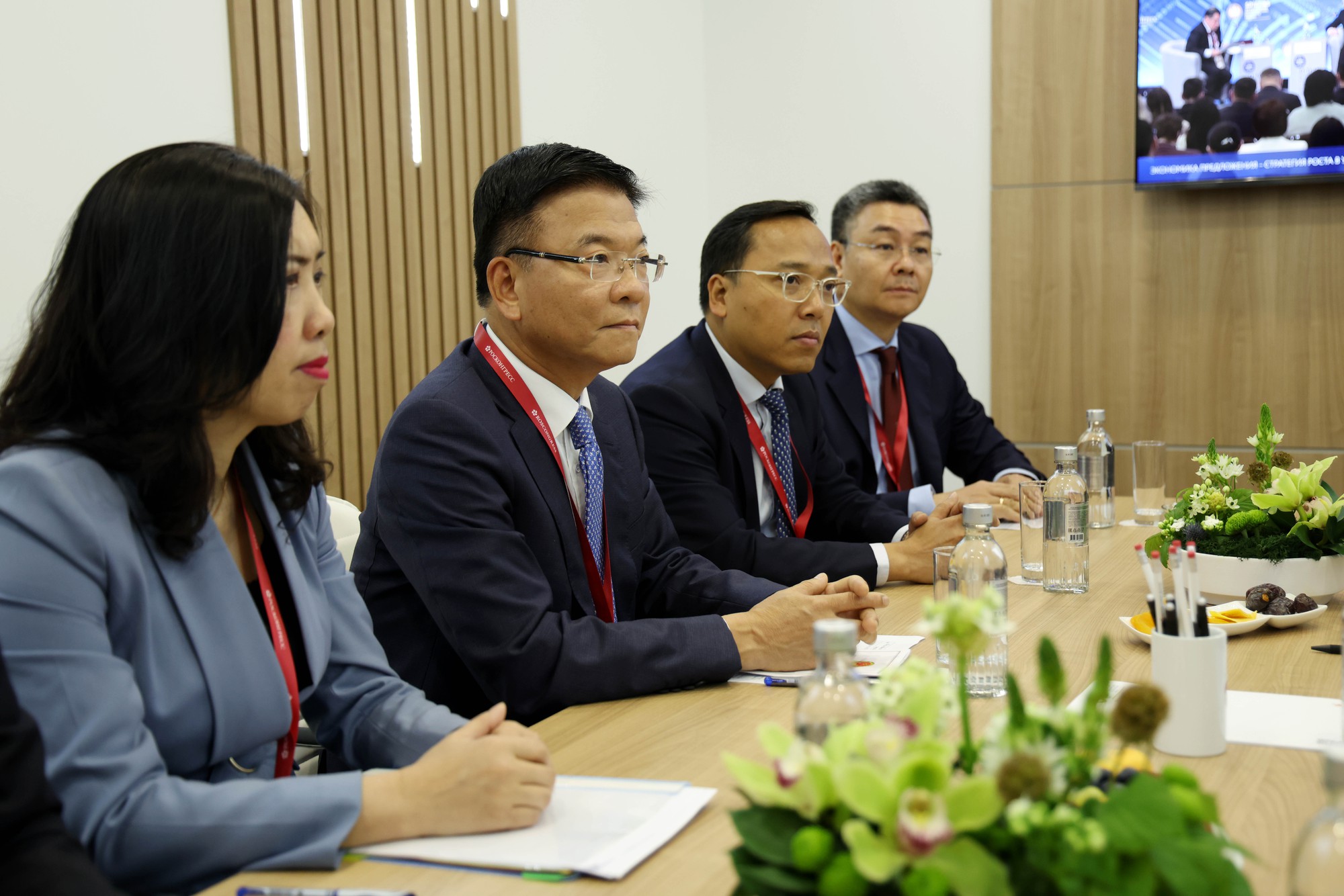 Phó Thủ tướng Lê Thành Long hoan nghênh các tập đoàn hàng đầu của Nga mở rộng sang các lĩnh vực hợp tác mới- Ảnh 3. Phó Thủ tướng Lê Thành Long hoan nghênh các tập đoàn hàng đầu của Nga mở rộng sang các lĩnh vực hợp tác mới- Ảnh 3.
