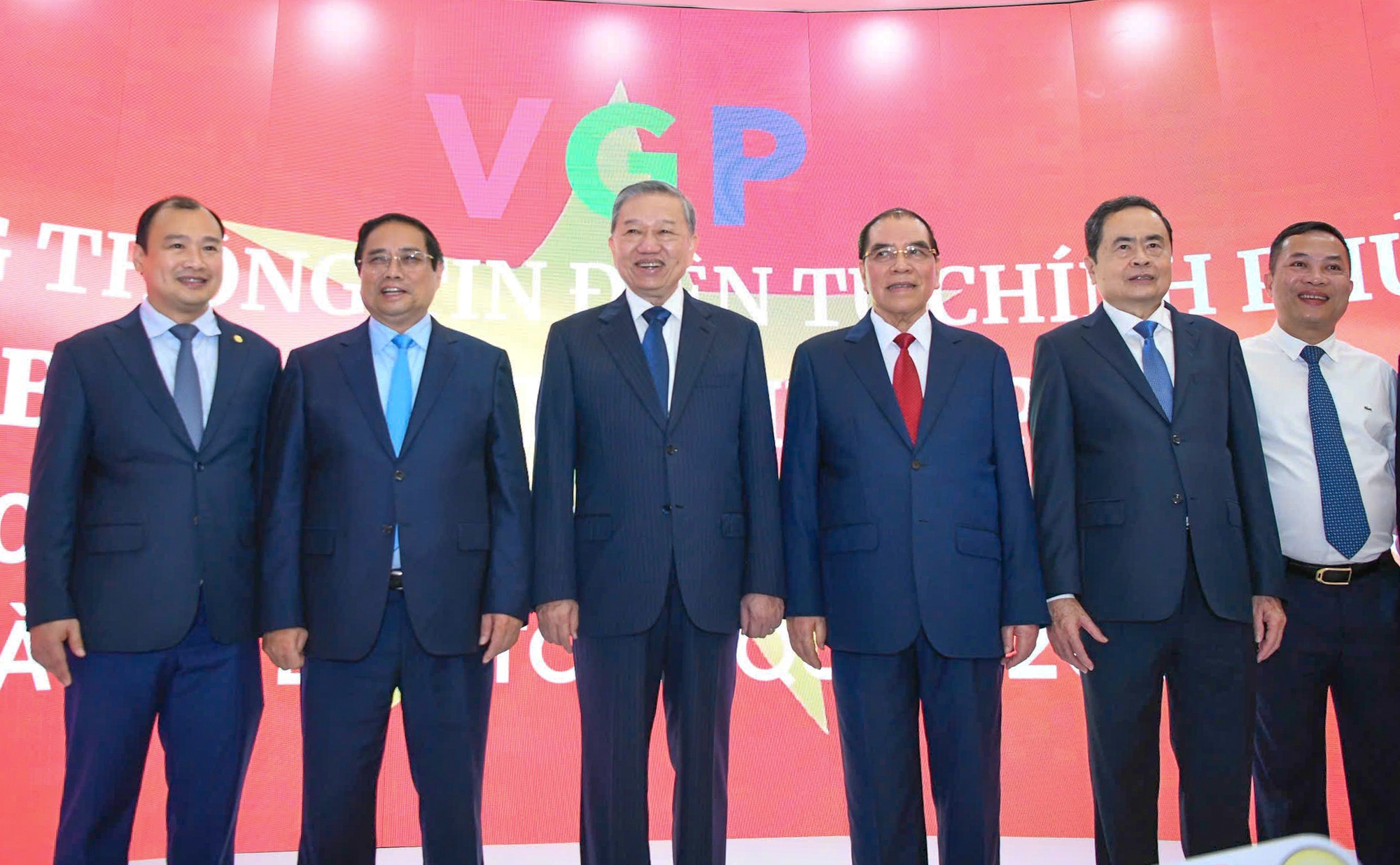 Lời cảm ơn của Cổng TTĐT Chính phủ, Báo Điện tử Chính phủ nhân kỷ niệm 100 năm Ngày Báo chí Cách mạng Việt Nam- Ảnh 1. Lời cảm ơn của Cổng TTĐT Chính phủ, Báo Điện tử Chính phủ nhân kỷ niệm 100 năm Ngày Báo chí Cách mạng Việt Nam- Ảnh 1.