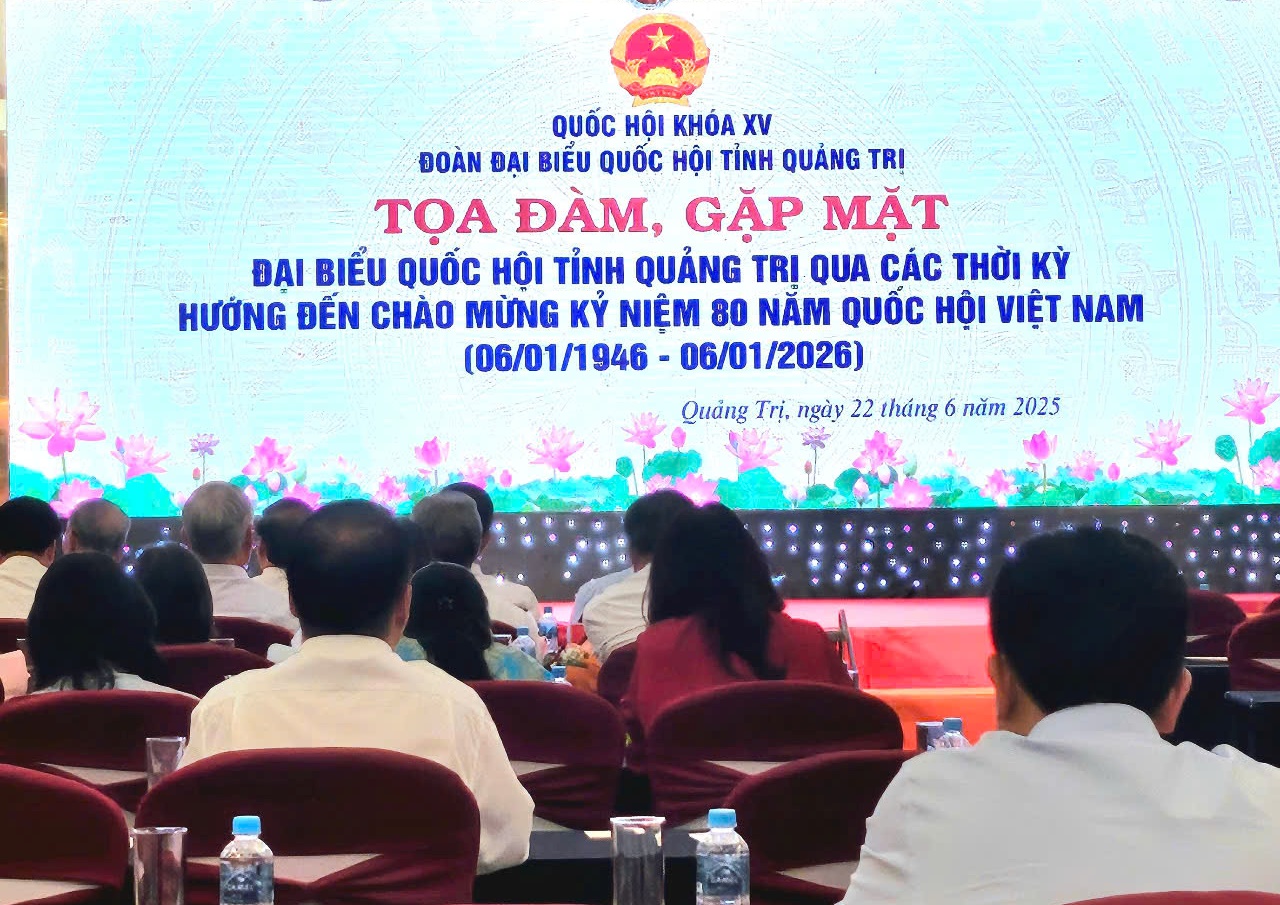 Phó Thủ tướng Nguyễn Chí Dũng gặp mặt ĐBQH tỉnh Quảng Trị qua các thời kỳ- Ảnh 2. Phó Thủ tướng Nguyễn Chí Dũng gặp mặt ĐBQH tỉnh Quảng Trị qua các thời kỳ- Ảnh 2.