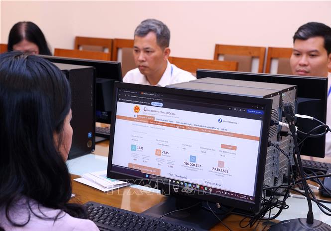 Thúc đẩy chuyển đổi số: Nền tảng cho bộ máy mới vận hành thông suốt, hiệu quả- Ảnh 1. Thúc đẩy chuyển đổi số: Nền tảng cho bộ máy mới vận hành thông suốt, hiệu quả- Ảnh 1.