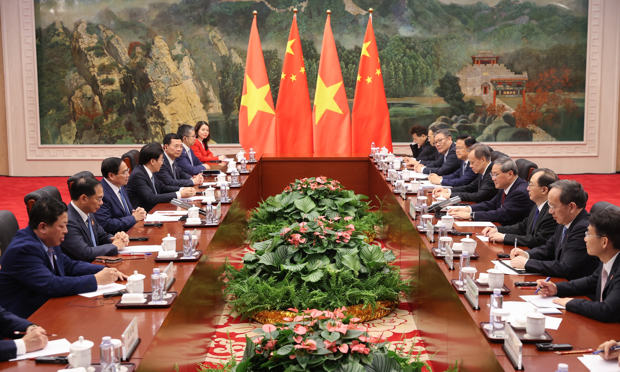 Thủ tướng Phạm Minh Chính hội đàm với Thủ tướng Trung Quốc Lý Cường- Ảnh 4. Thủ tướng Phạm Minh Chính hội đàm với Thủ tướng Trung Quốc Lý Cường- Ảnh 4.