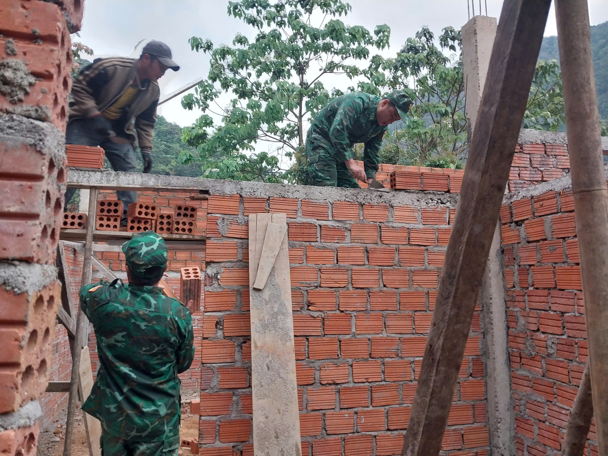 Quảng Trị: Hoàn thành xóa nhà tạm, nhà dột nát sớm 2 tháng- Ảnh 3. Quảng Trị: Hoàn thành xóa nhà tạm, nhà dột nát sớm 2 tháng- Ảnh 3.