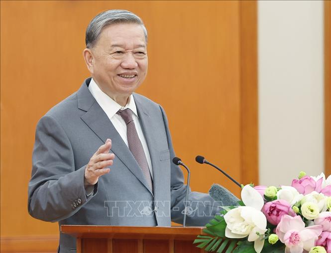 Tổng Bí thư Tô Lâm gặp mặt Nhóm đại biểu Quốc hội trẻ khóa XV- Ảnh 2. Tổng Bí thư Tô Lâm gặp mặt Nhóm đại biểu Quốc hội trẻ khóa XV- Ảnh 2.