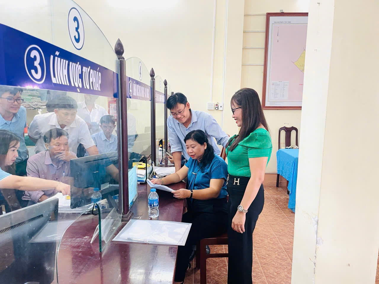 Cần Thơ: Đánh giá quá trình vận hành thử nghiệm tại 13 đơn vị hành chính cấp xã mới- Ảnh 2. Cần Thơ: Đánh giá quá trình vận hành thử nghiệm tại 13 đơn vị hành chính cấp xã mới- Ảnh 2.
