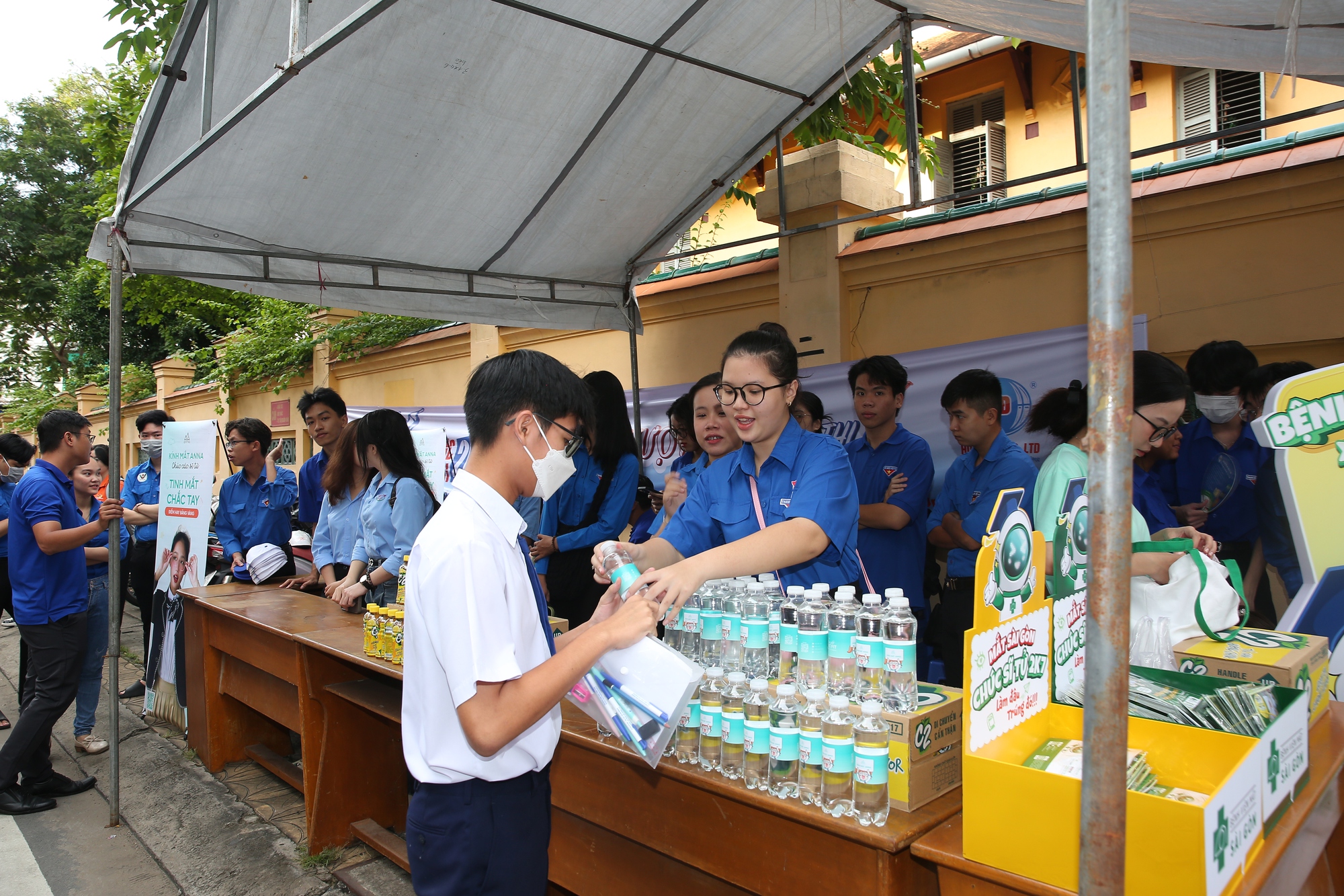 Thí sinh Cần Thơ: Đề thi tốt nghiệp vừa sức, sát thực tế, khơi gợi tình yêu quê hương đất nước- Ảnh 2. Thí sinh Cần Thơ: Đề thi tốt nghiệp vừa sức, sát thực tế, khơi gợi tình yêu quê hương đất nước- Ảnh 2.