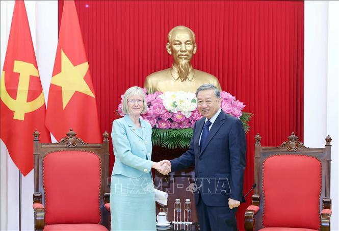Tổng Bí thư Tô Lâm tiếp Đại sứ Australia tại Việt Nam- Ảnh 1. Tổng Bí thư Tô Lâm tiếp Đại sứ Australia tại Việt Nam- Ảnh 1.