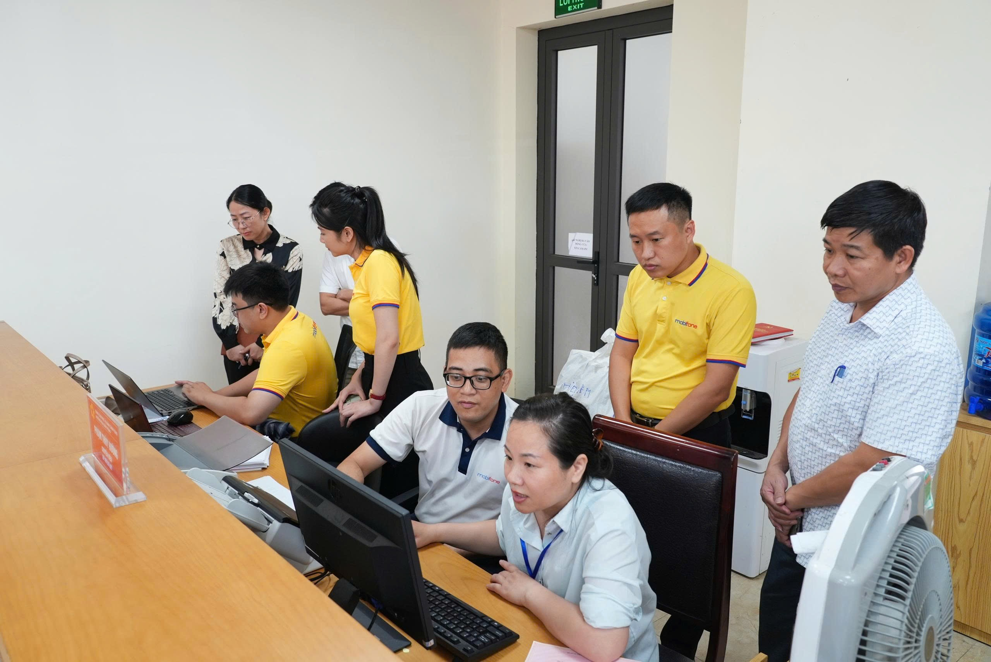 MobiFone phối hợp với tỉnh Thái Nguyên triển khai Hệ thống thông tin giải quyết thủ tục hành chính theo mô hình chính quyền hai cấp- Ảnh 1. MobiFone phối hợp với tỉnh Thái Nguyên triển khai Hệ thống thông tin giải quyết thủ tục hành chính theo mô hình chính quyền hai cấp- Ảnh 1.