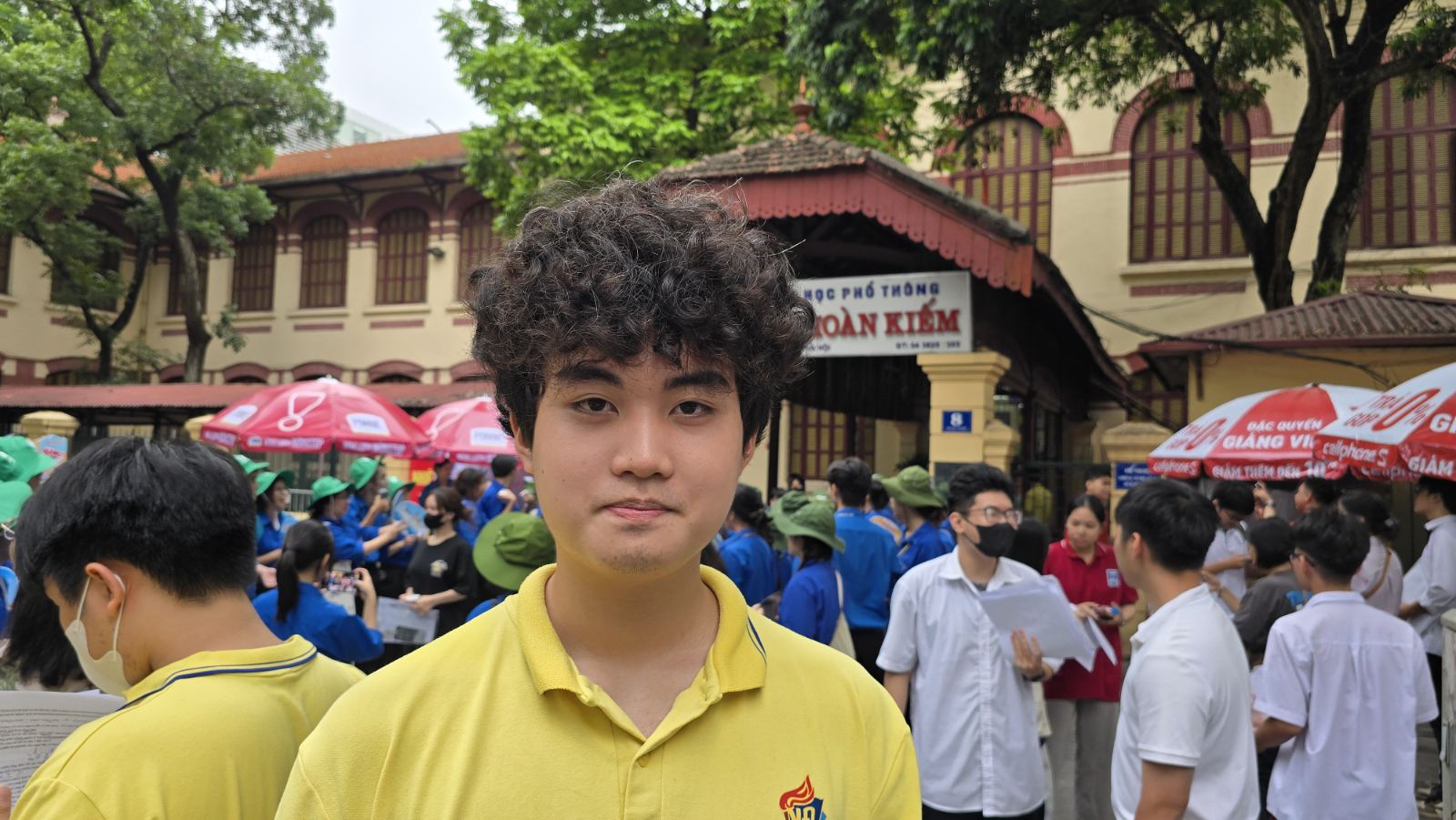 Ngày thi cuối tốt nghiệp THPT: Các môn dễ thở, tiếng Anh gây khó- Ảnh 4.