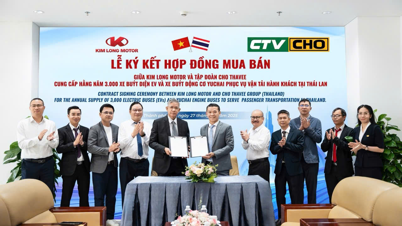 Sau Hàn Quốc, xe buýt Kim Long tiếp tục thâm nhập thị trường Thái Lan- Ảnh 1. Sau Hàn Quốc, xe buýt Kim Long tiếp tục thâm nhập thị trường Thái Lan- Ảnh 1.