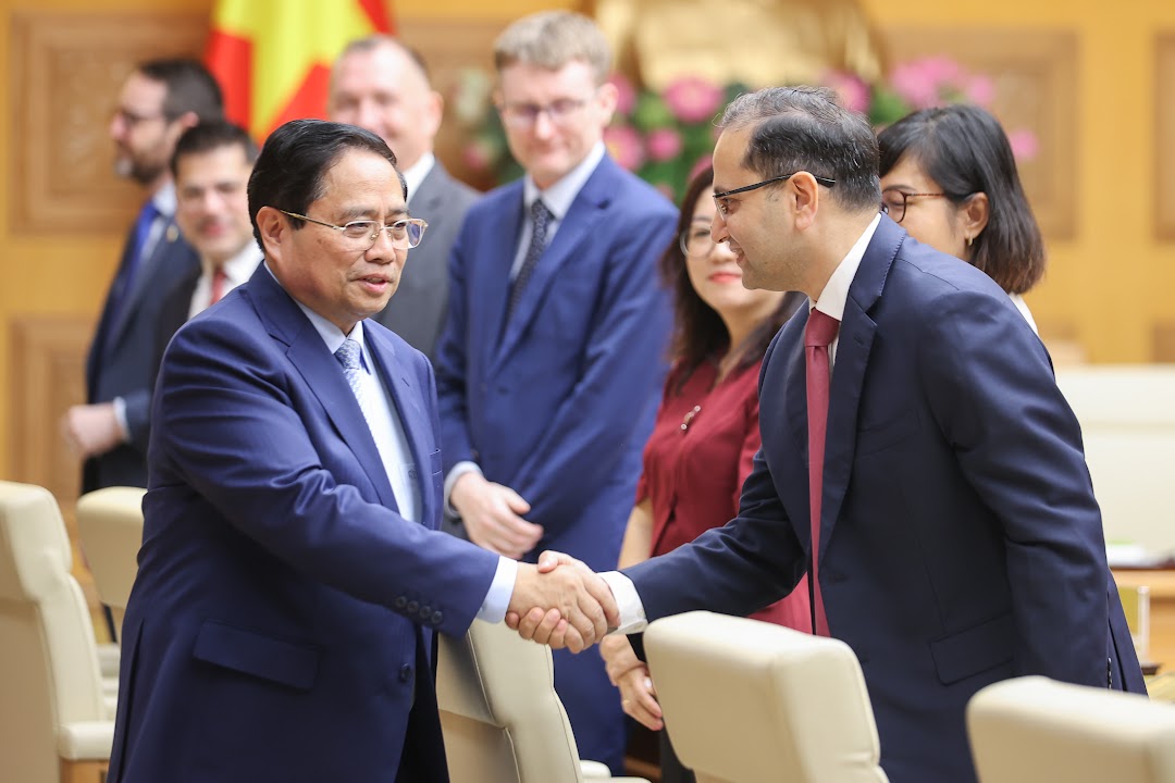 TỔNG THUẬT: Thủ tướng Chính phủ chủ trì tọa đàm với doanh nghiệp Anh quốc- Ảnh 1. TỔNG THUẬT: Thủ tướng Chính phủ chủ trì tọa đàm với doanh nghiệp Anh quốc- Ảnh 1.