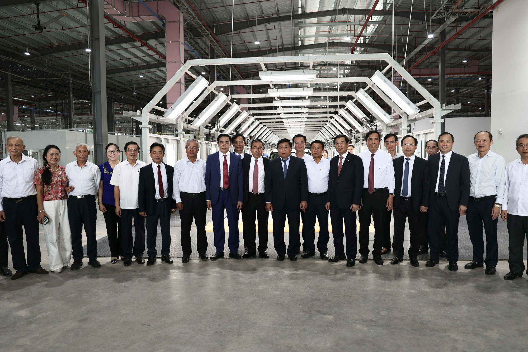 VinFast Hà Tĩnh: Xác lập kỷ lục về tiến độ hoàn thiện nhà máy- Ảnh 7. VinFast Hà Tĩnh: Xác lập kỷ lục về tiến độ hoàn thiện nhà máy- Ảnh 7.
