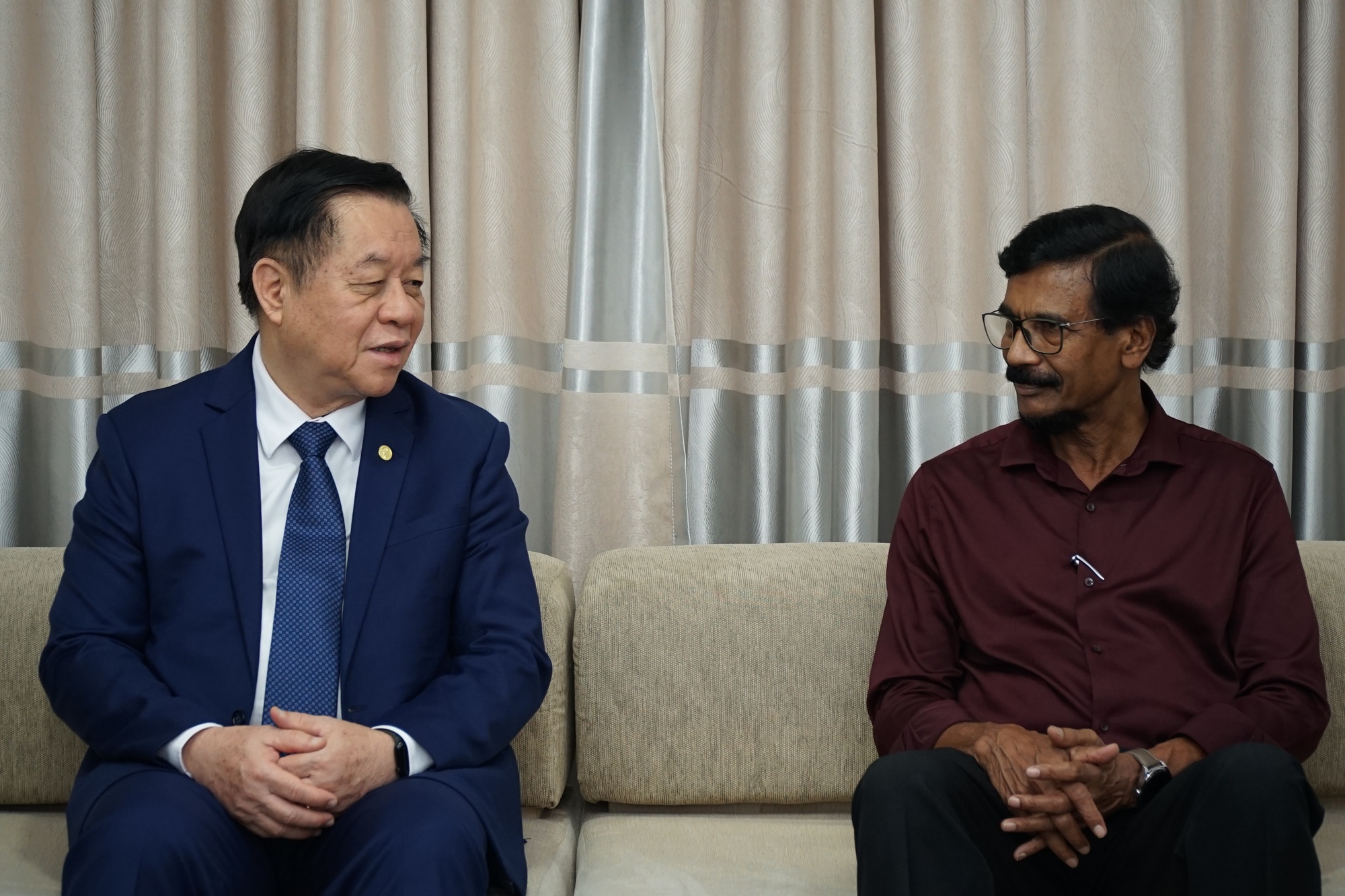 Sri Lanka muốn học hỏi kinh nghiệm của Việt Nam trong thu hút FDI- Ảnh 2. Sri Lanka muốn học hỏi kinh nghiệm của Việt Nam trong thu hút FDI- Ảnh 2.