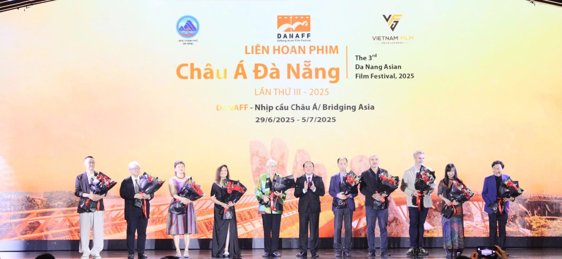 Khai mạc Liên hoan phim châu Á Đà Nẵng lần thứ ba- Ảnh 4.