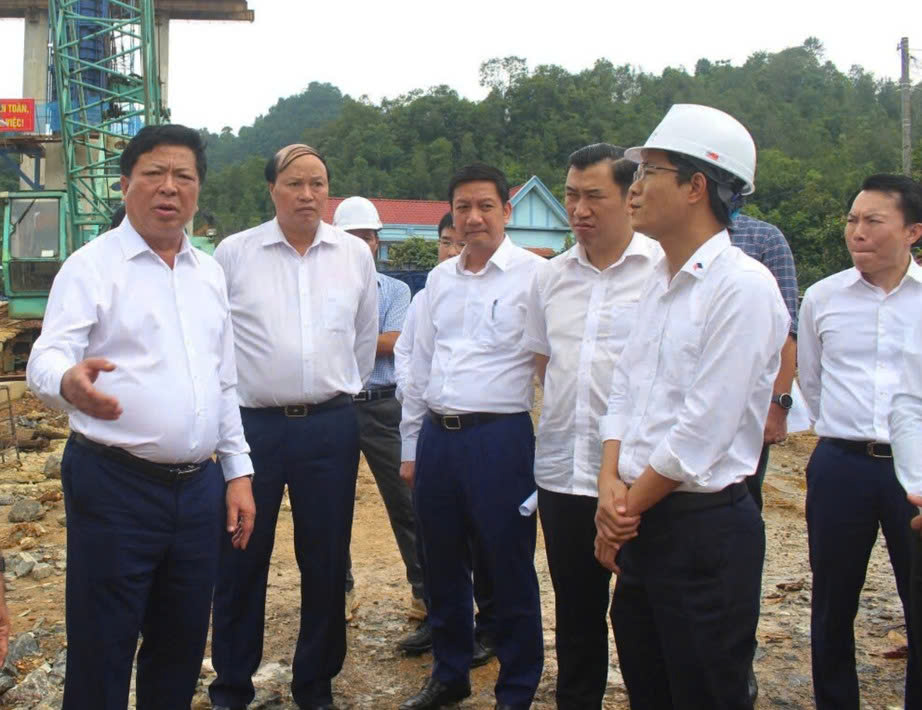 Không thay đổi mục tiêu thông tuyến cao tốc Đồng Đăng-Trà Lĩnh trong năm 2025- Ảnh 1. Không thay đổi mục tiêu thông tuyến cao tốc Đồng Đăng-Trà Lĩnh trong năm 2025- Ảnh 1.