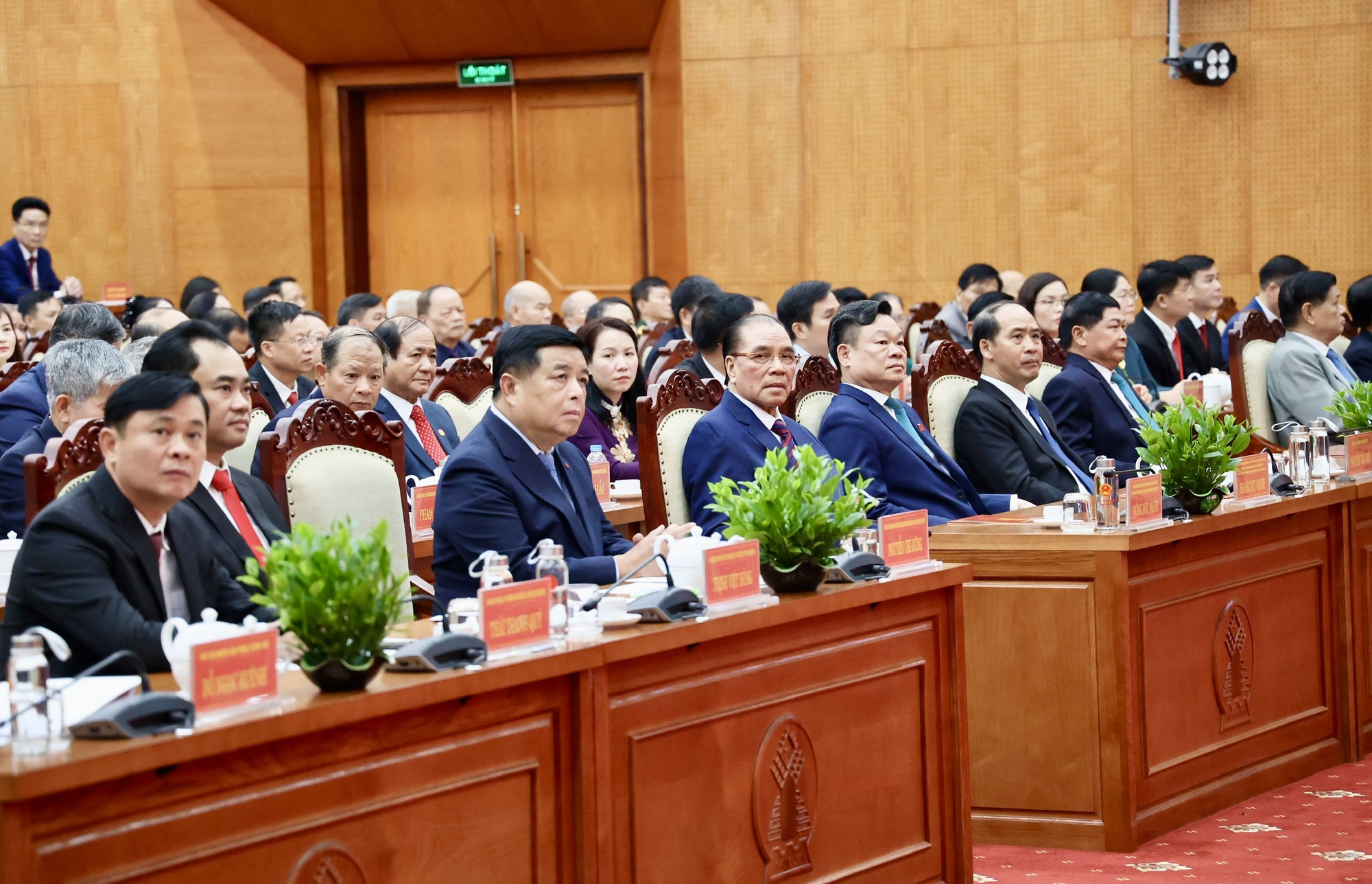 Phó Thủ tướng Nguyễn Chí Dũng: Ngay từ 1/7, Thái Nguyên thực hiện thông suốt tất cả công việc theo thẩm quyền 2 cấp- Ảnh 3. Phó Thủ tướng Nguyễn Chí Dũng: Ngay từ 1/7, Thái Nguyên thực hiện thông suốt tất cả công việc theo thẩm quyền 2 cấp- Ảnh 3.