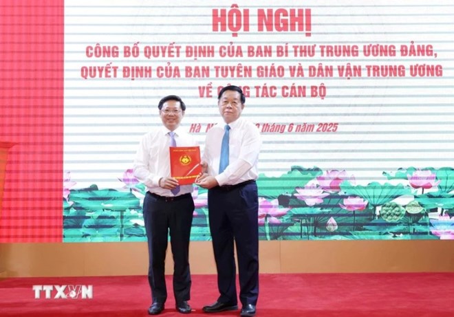 Điều động, bổ nhiệm ông Trần Thanh Lâm giữ chức Phó Trưởng Ban Tuyên giáo và Dân vận Trung ương- Ảnh 1. Điều động, bổ nhiệm ông Trần Thanh Lâm giữ chức Phó Trưởng Ban Tuyên giáo và Dân vận Trung ương- Ảnh 1.