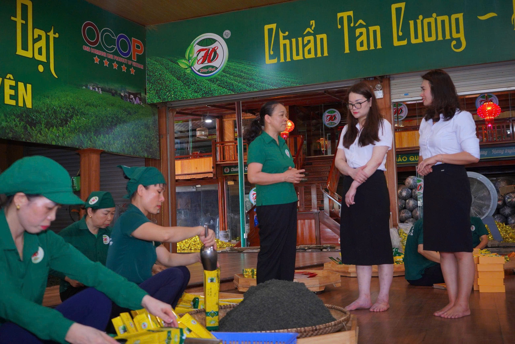 Đổi mới tư duy và hành động quyết liệt, Agribank tạo bước chuyển mình mạnh mẽ - Ảnh 2. Đổi mới tư duy và hành động quyết liệt, Agribank tạo bước chuyển mình mạnh mẽ - Ảnh 2.